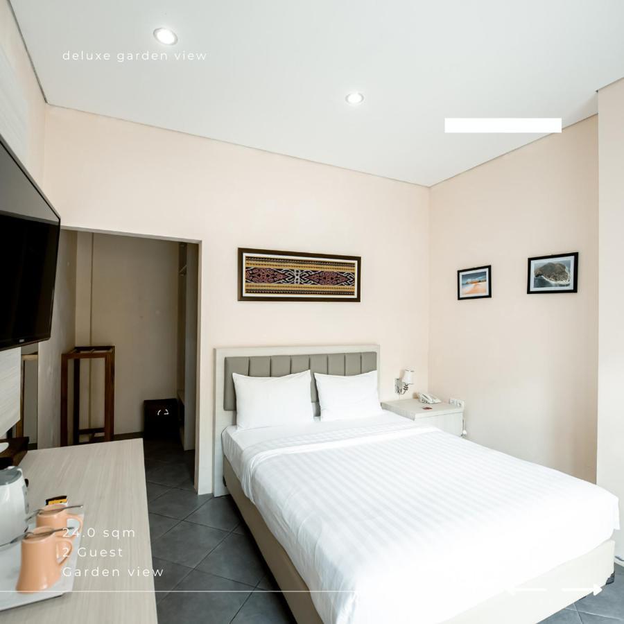 La Cecile Hotel & Cafe Komodo Labuan Bajo Eksteriør bilde